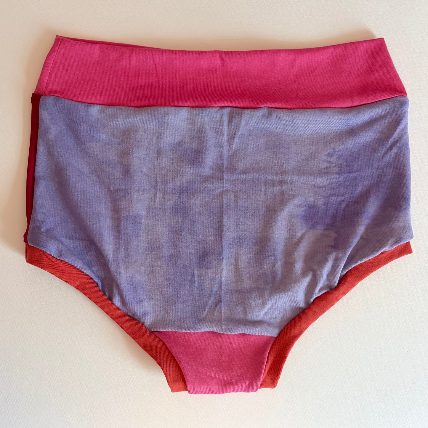 Scrappy L: High Waisted Undies Strawberry