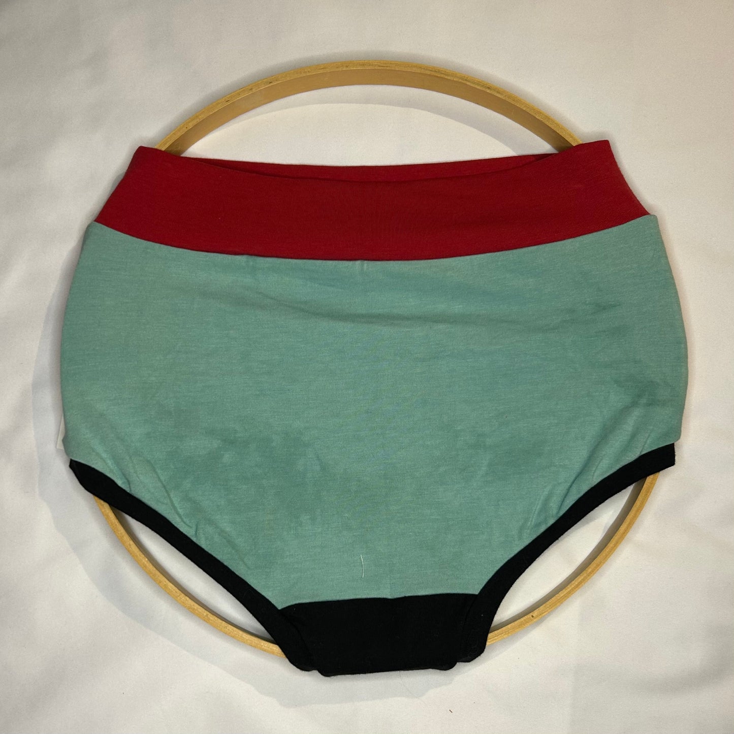Scrappy Lrg: Bamboo High Waisted Undies