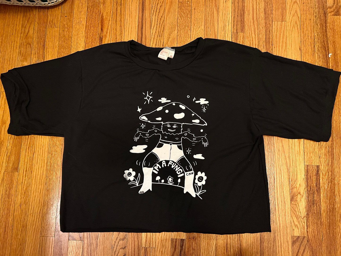 Bamboo Boxy Crop: Black Fungi