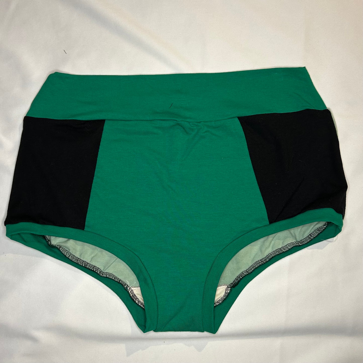 Scrappy XXL: Bamboo High Waisted Undies