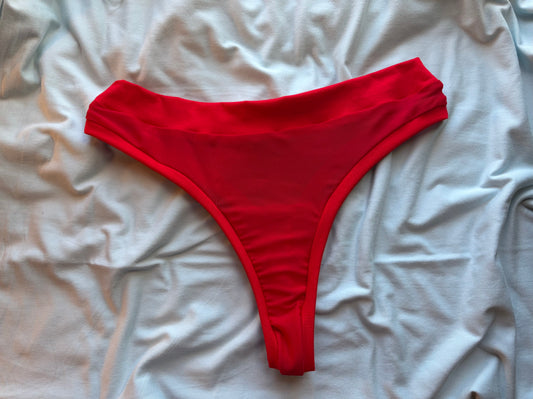 Red Mesh : Bamboo Thong