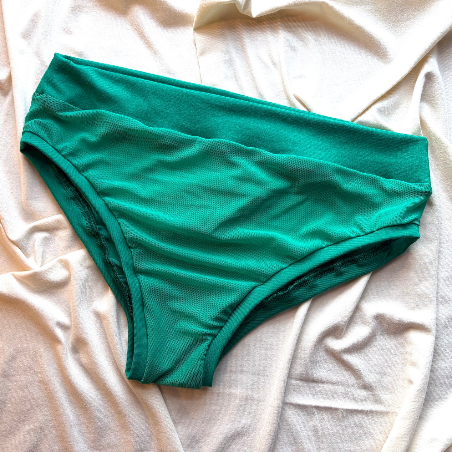 Green Mesh: Bamboo Bikini Mid Rise