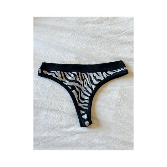 Zebra : Mesh & Bamboo Thong