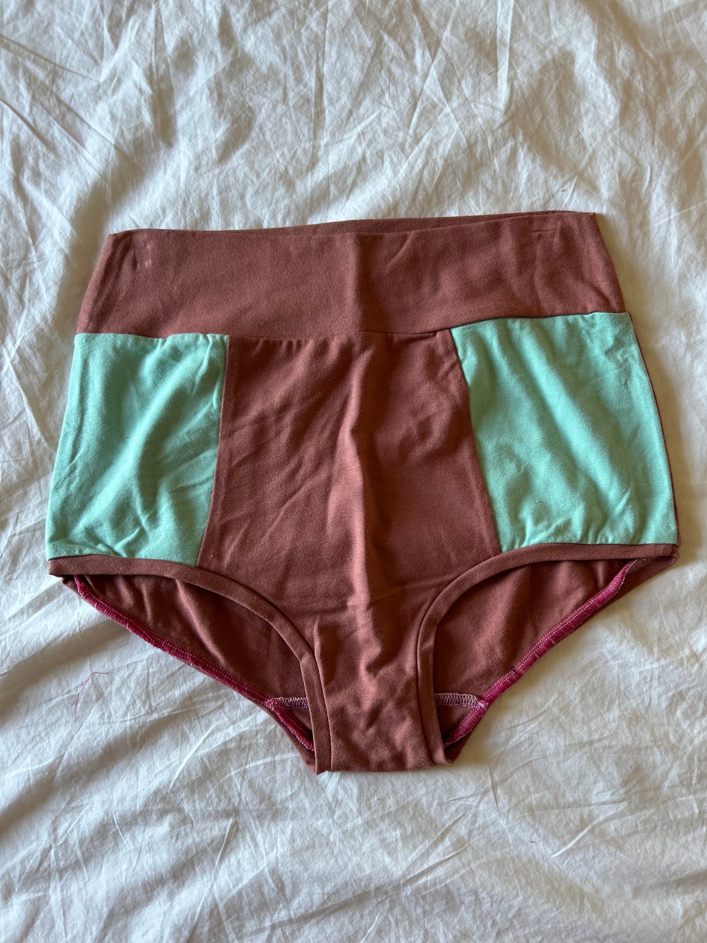 XL Bamboo High Waisted Bottoms Dusty Rose/Mint- RTS