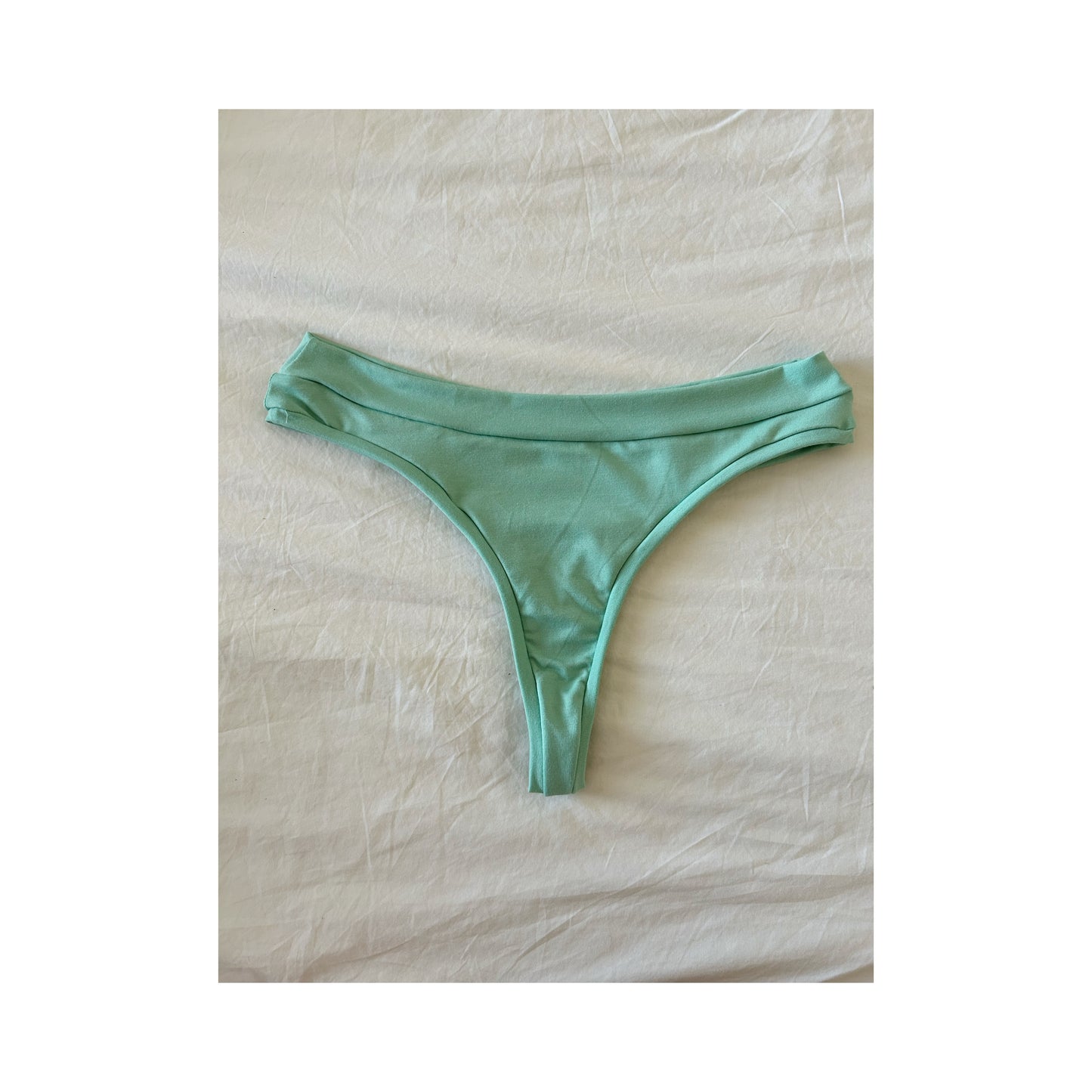 Solid Mint : Bamboo Thong